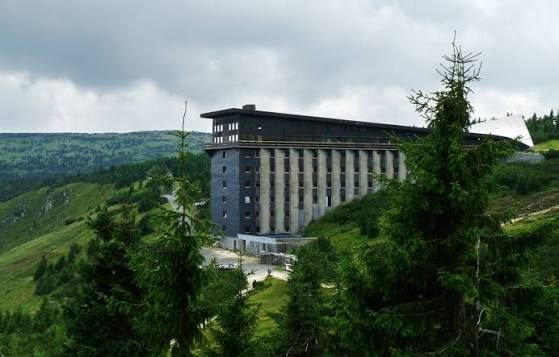Labská bouda — horská bouda u pramene Labe v Krkonoších